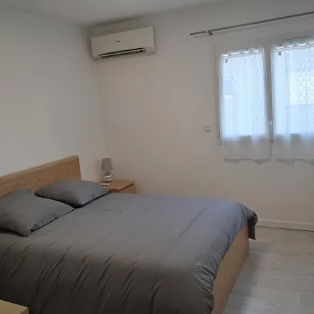 3 Pieces 58m2 Terrasse Couverte Vue Montagne Et Citadelle Super Equipe Et Stationnement * Corte (Corsica)