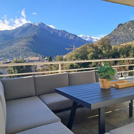 3 Pieces 58m2 Terrasse Couverte Vue Montagne Et Citadelle Super Equipe Et Stationnement *